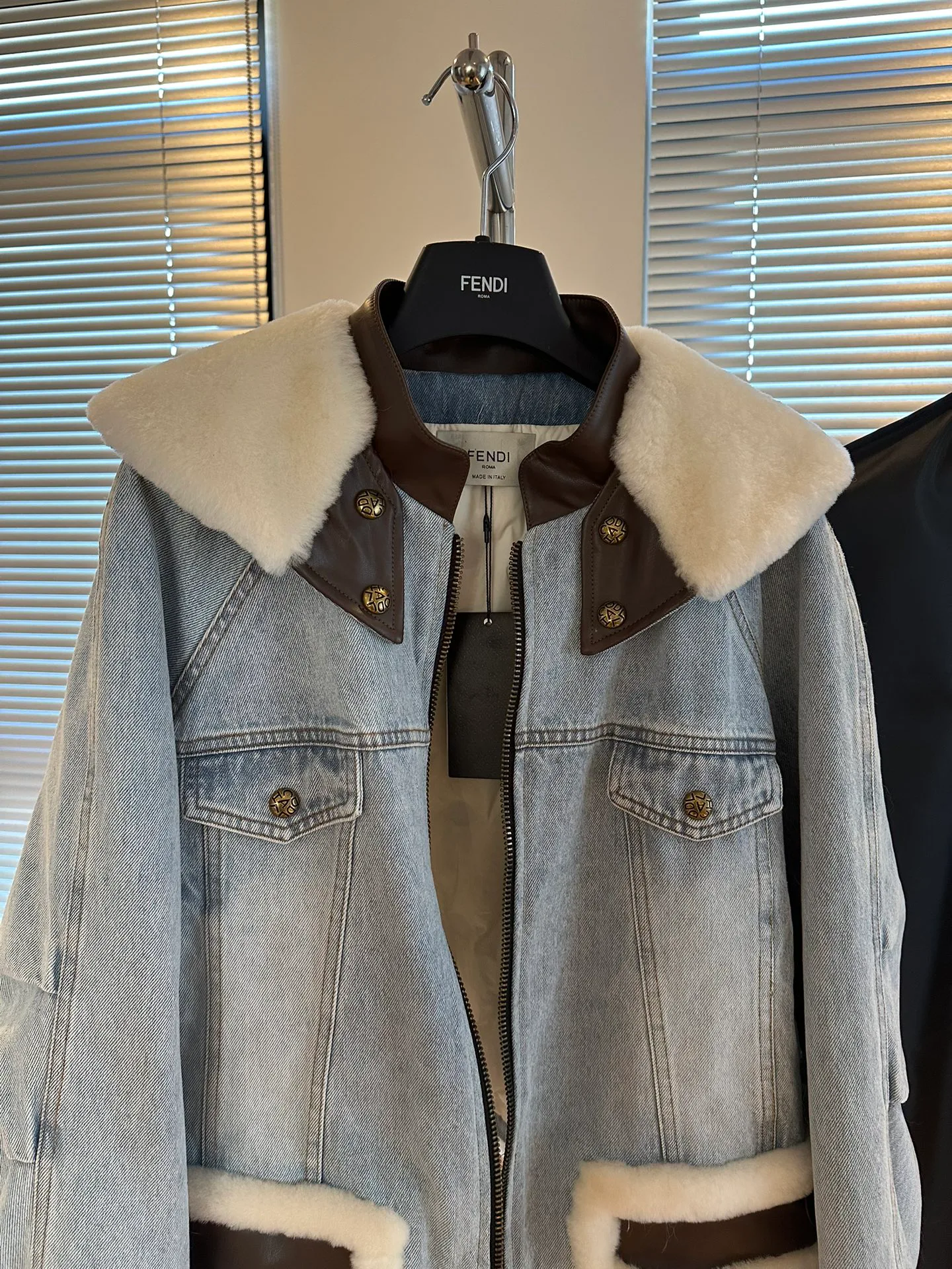 Шубы Женские Fendi 5051184