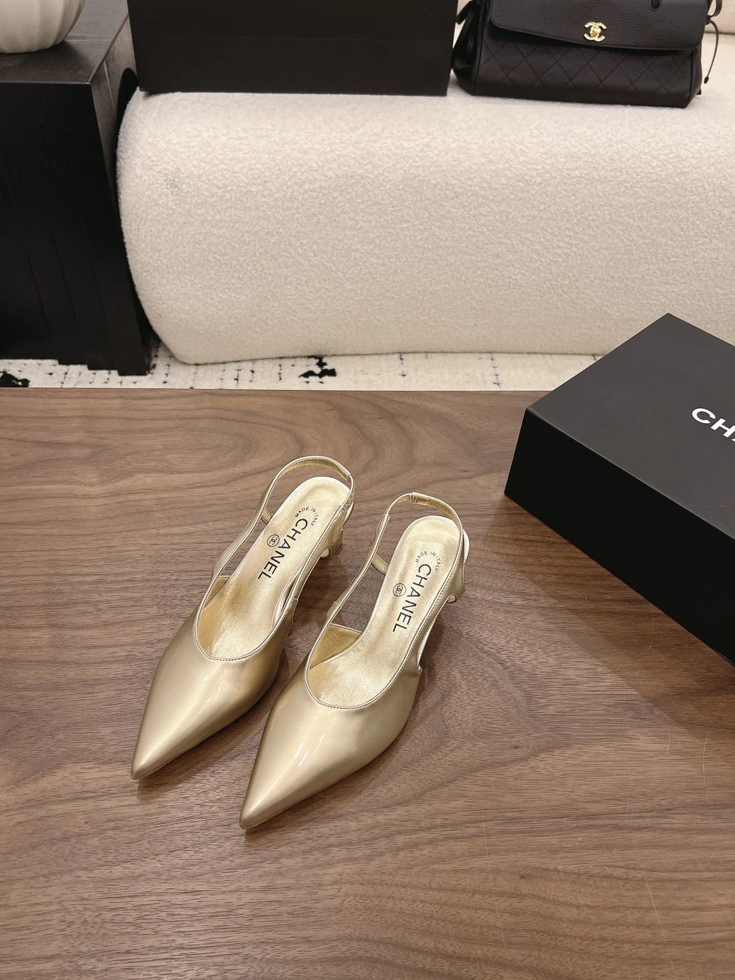 Туфли Женские Chanel 17342744