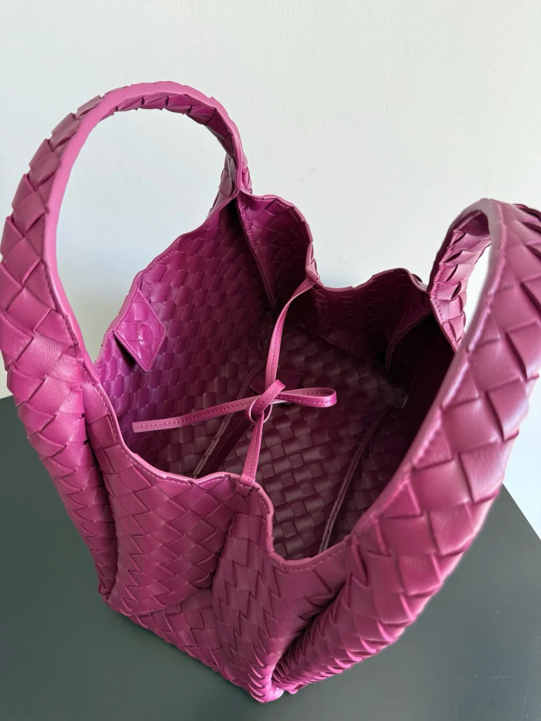 Сумки На Ремне Женские Bottega Veneta 11877857