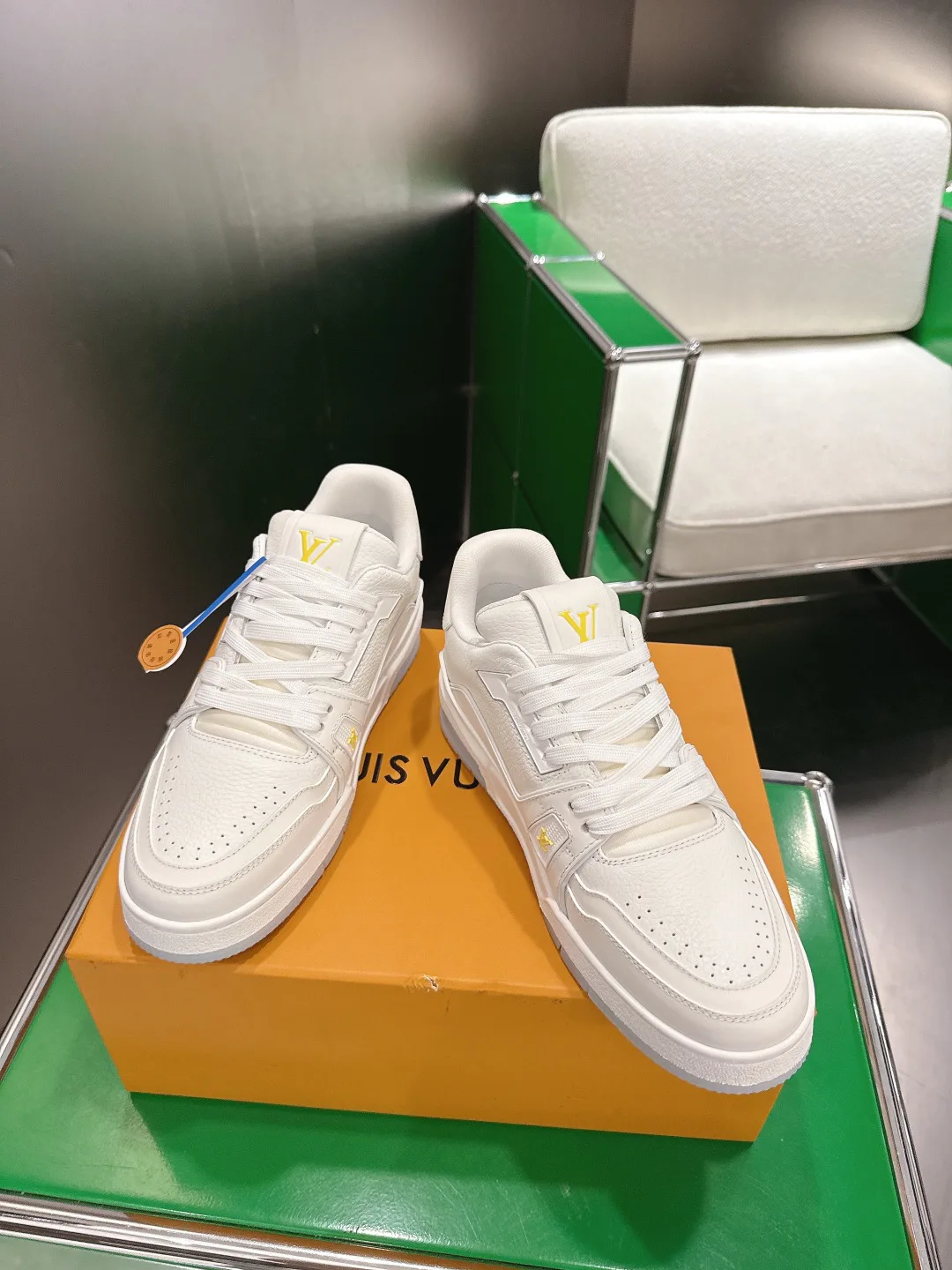 Кроссовки Женские Louis Vuitton 13152717