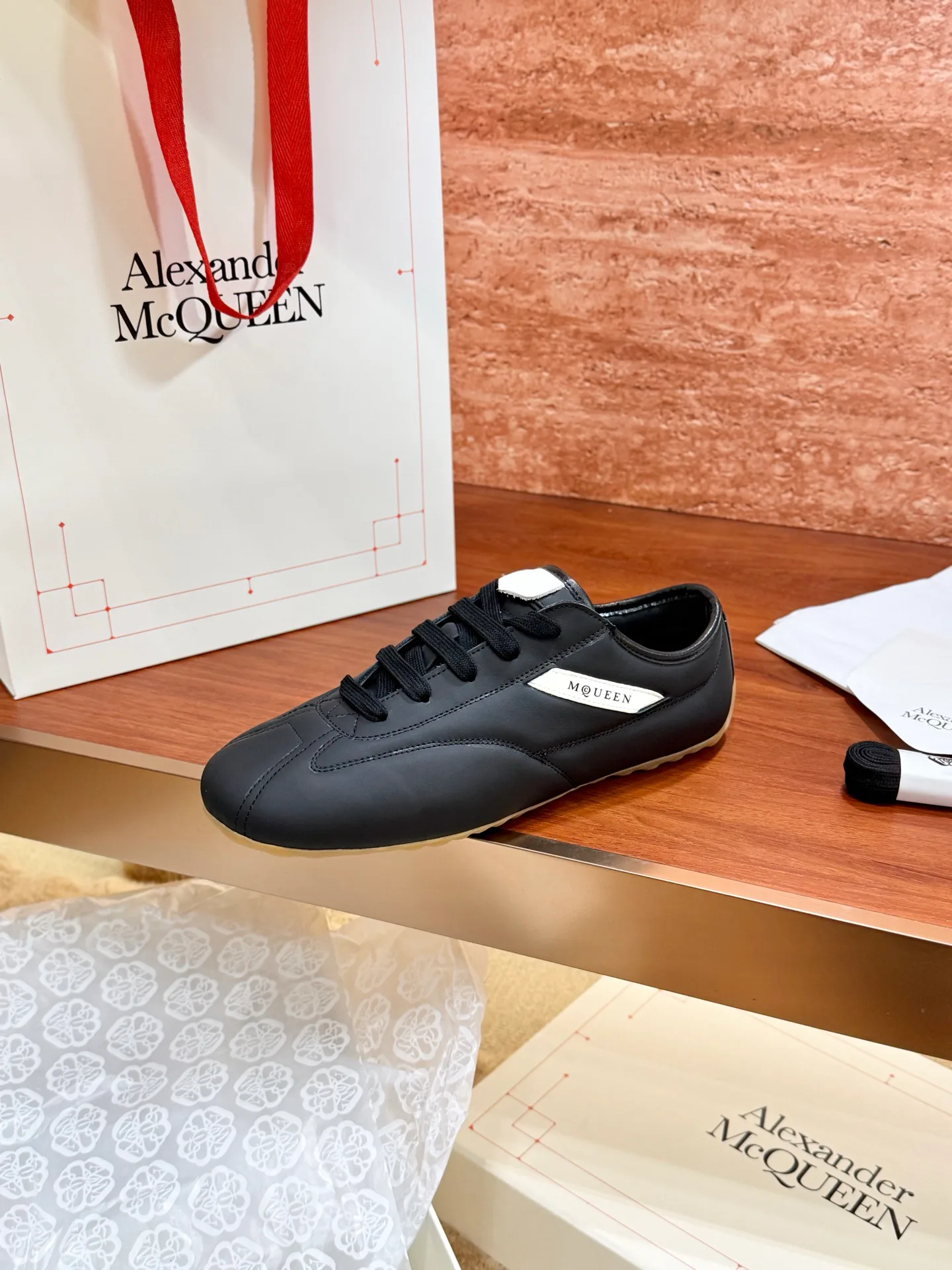 Кроссовки Женские Alexander Mcqueen 14182701