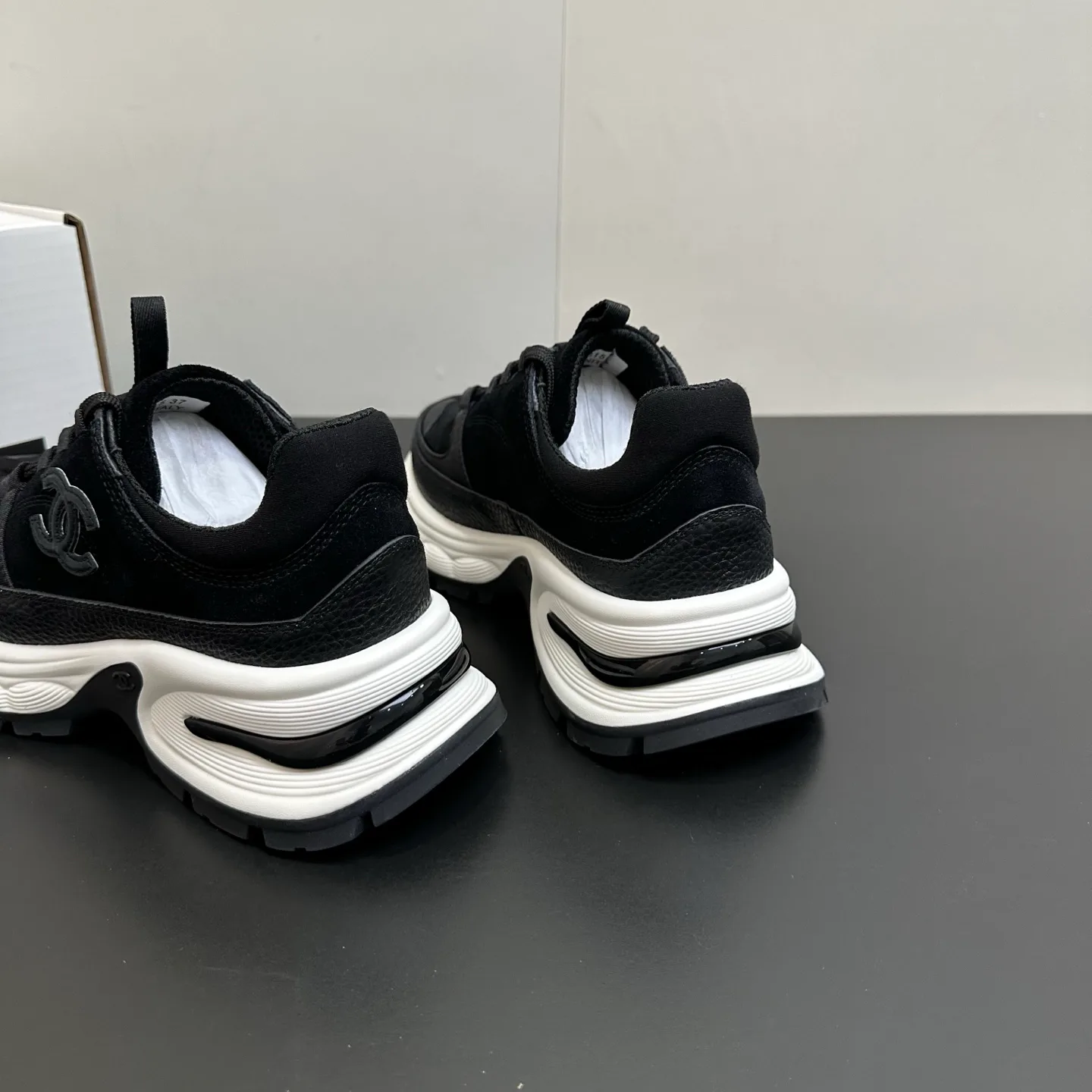 Кроссовки Женские Chanel 1748638
