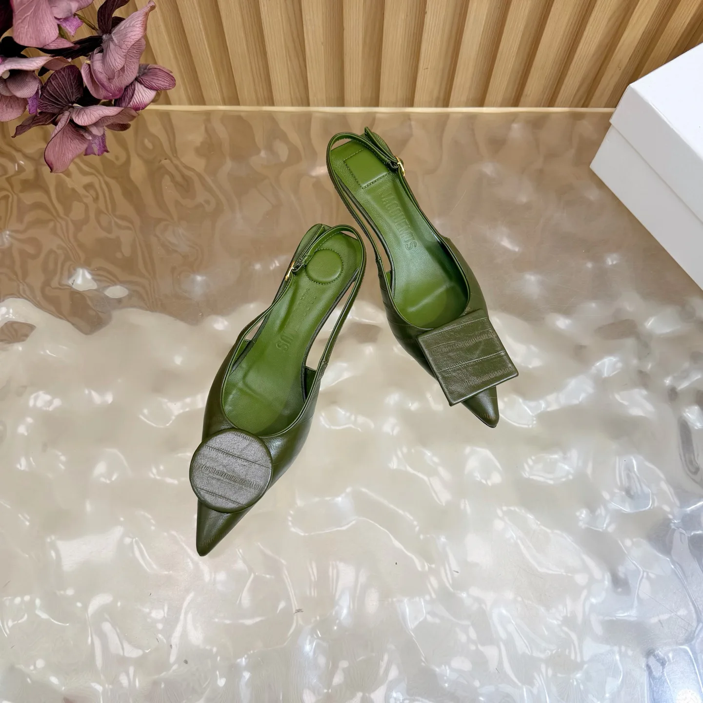 Туфли Женские Jacquemus 17038111