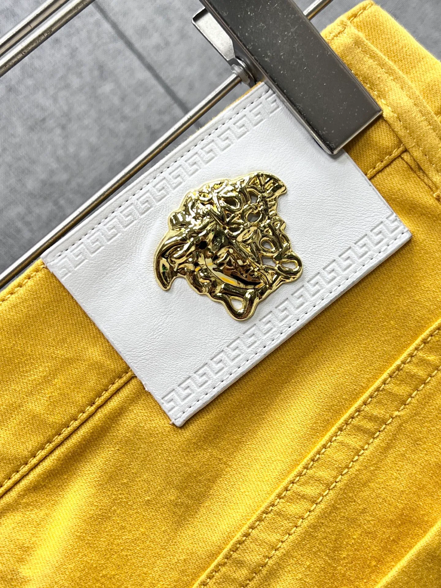 Джинсы Мужские Versace 18097849