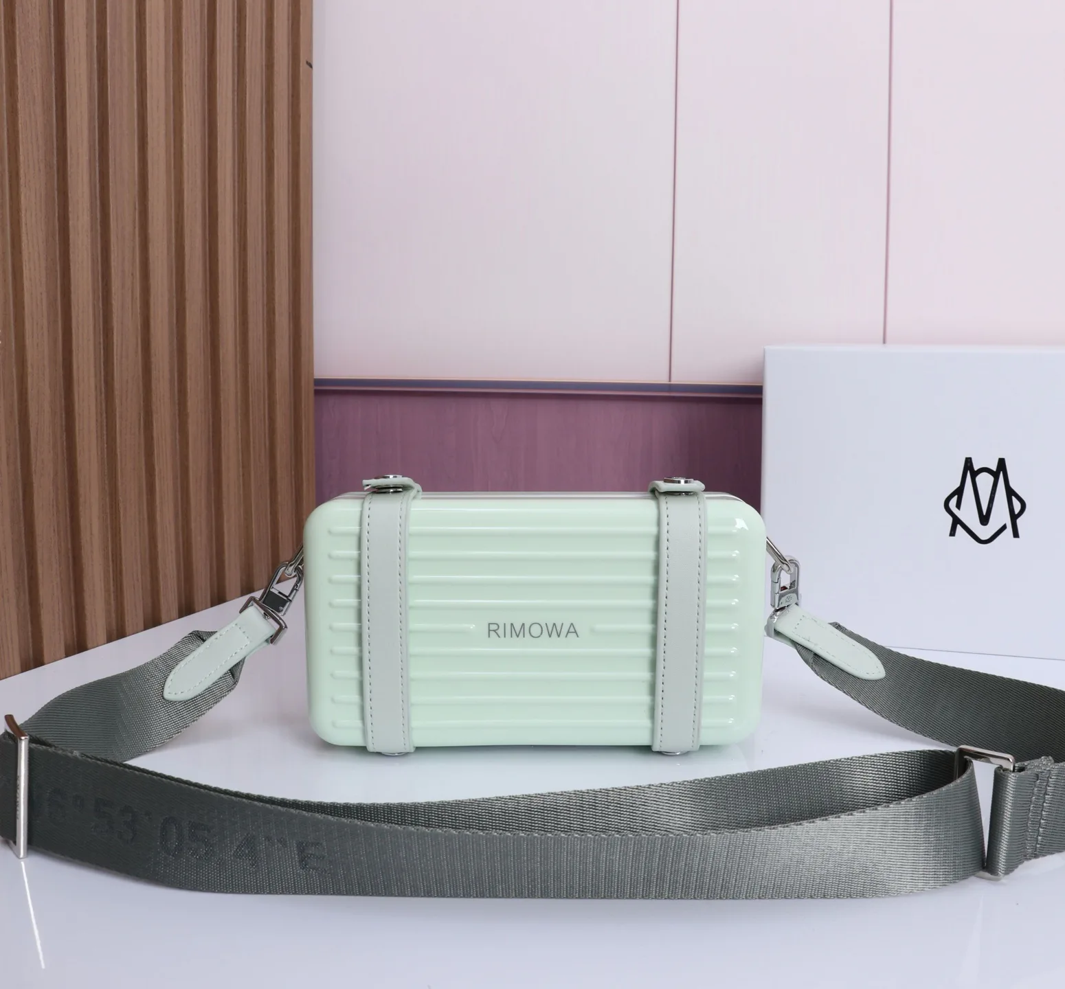 Сумки На Ремне Женские Rimowa 11185370
