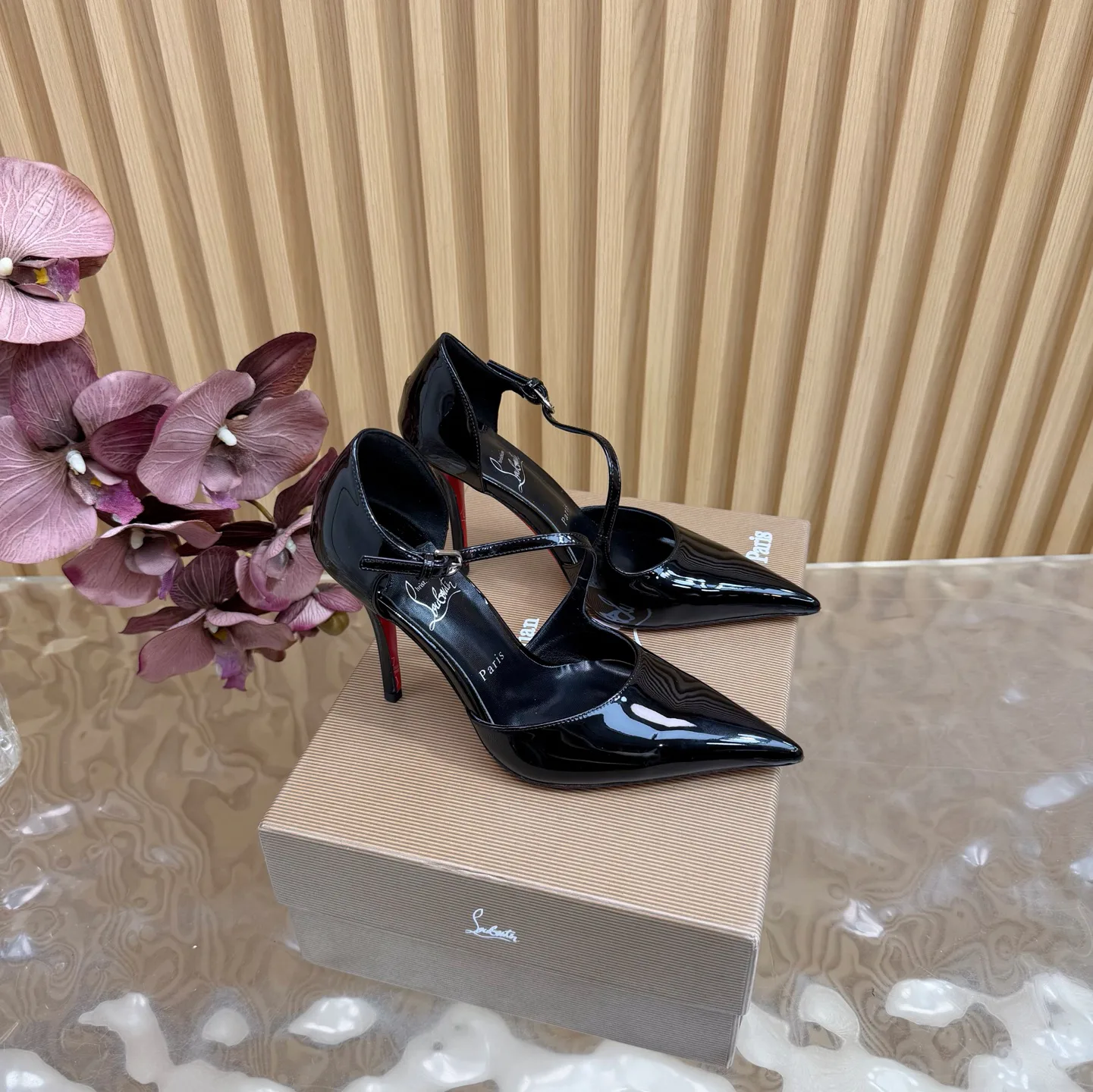 Туфли Женские Christian Louboutin 232627