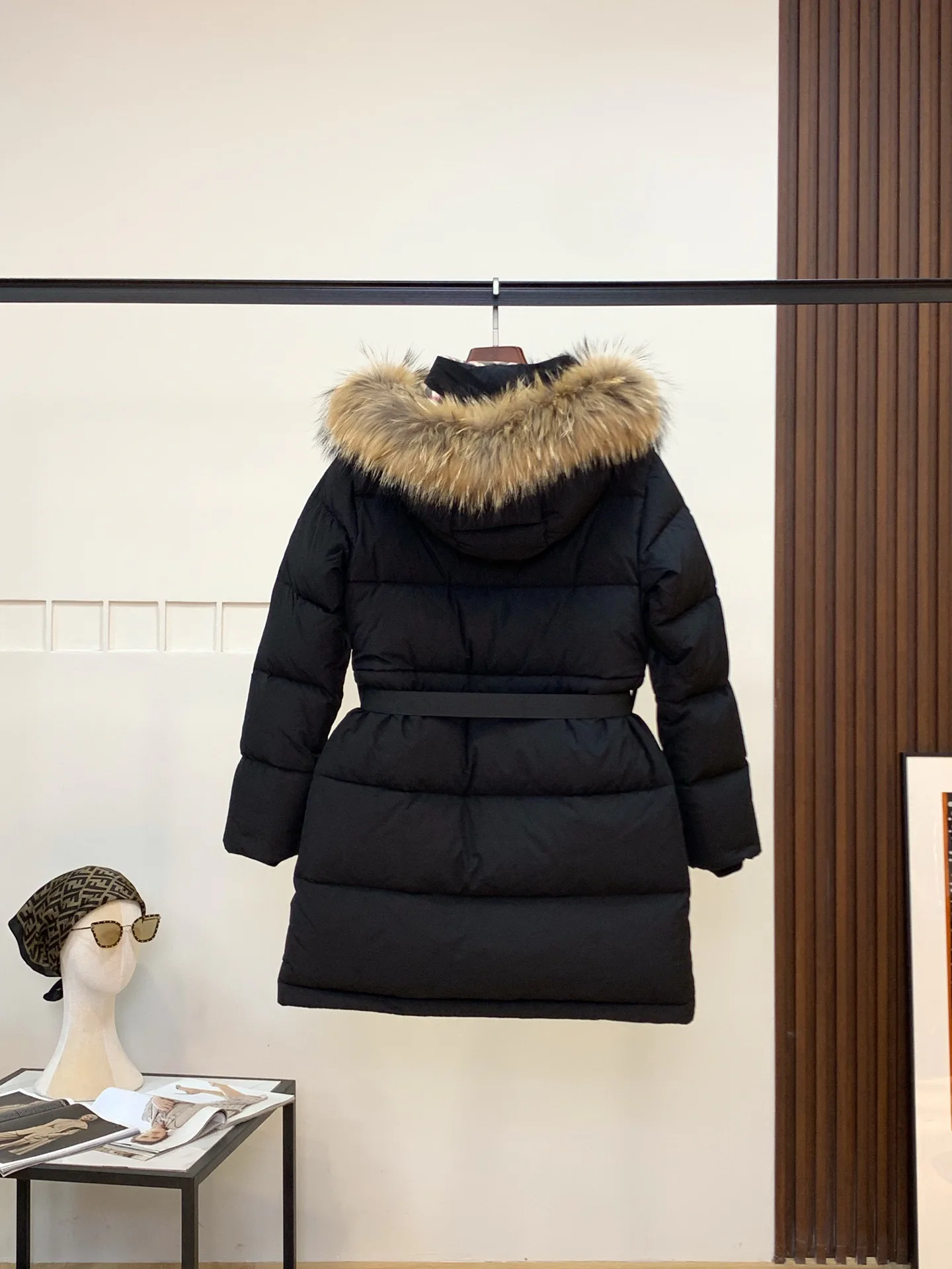 Пуховики Женские Burberry 253159