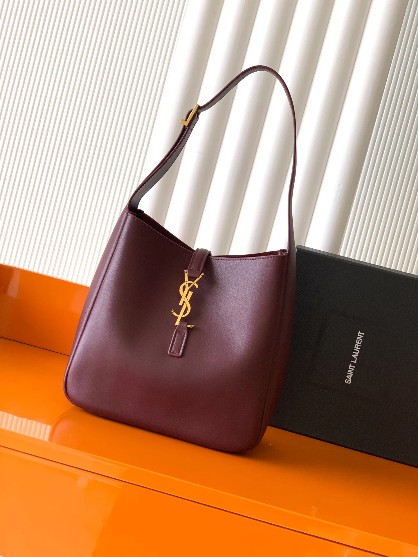 Классические Сумки Женские Saint Laurent 11309812