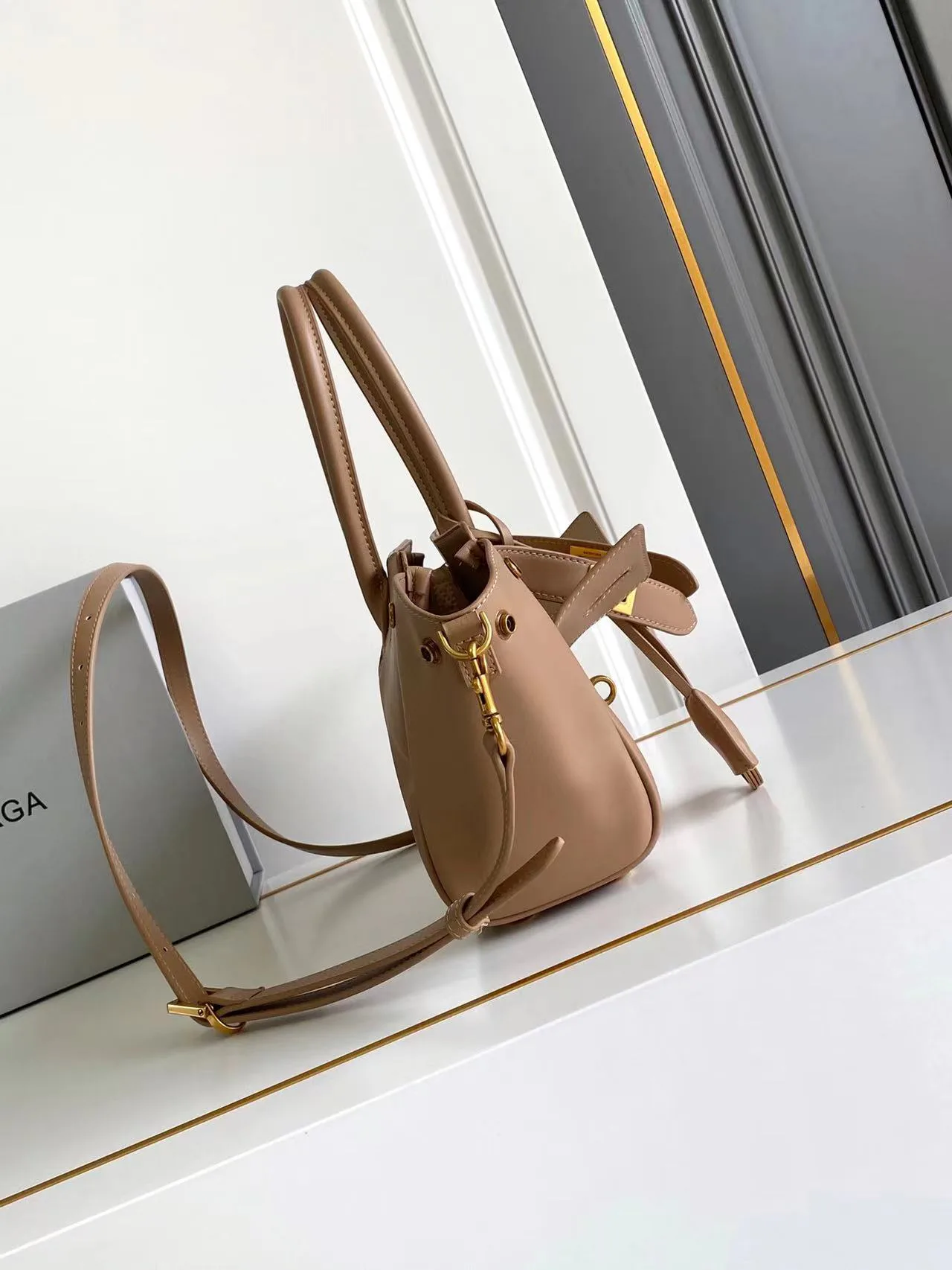 Сумки На Ремне Женские Balenciaga 84577