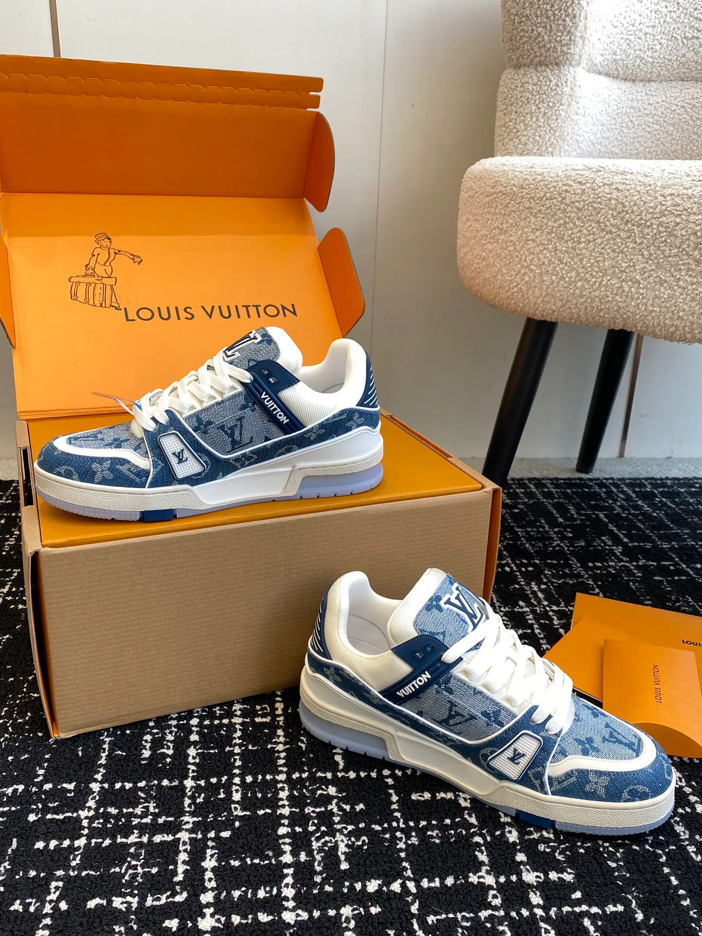 Кроссовки Женские Louis Vuitton
