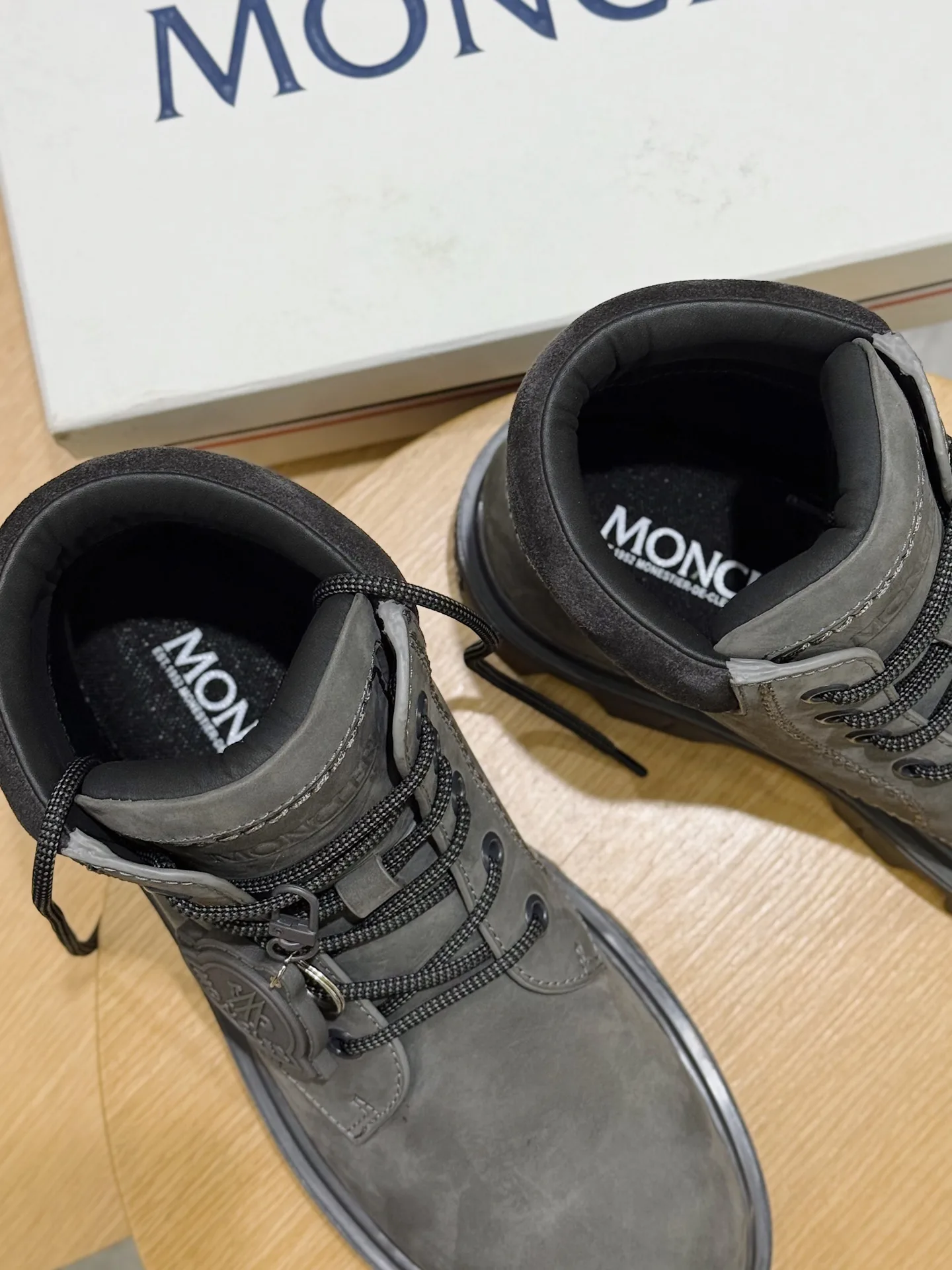 Ботинки Мужские Moncler 460288