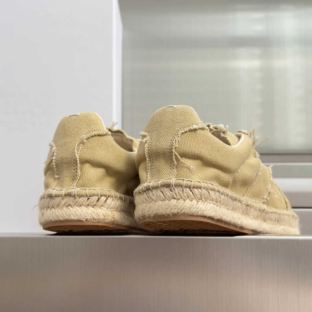 Кроссовки Женские Maison Margiela 17415530