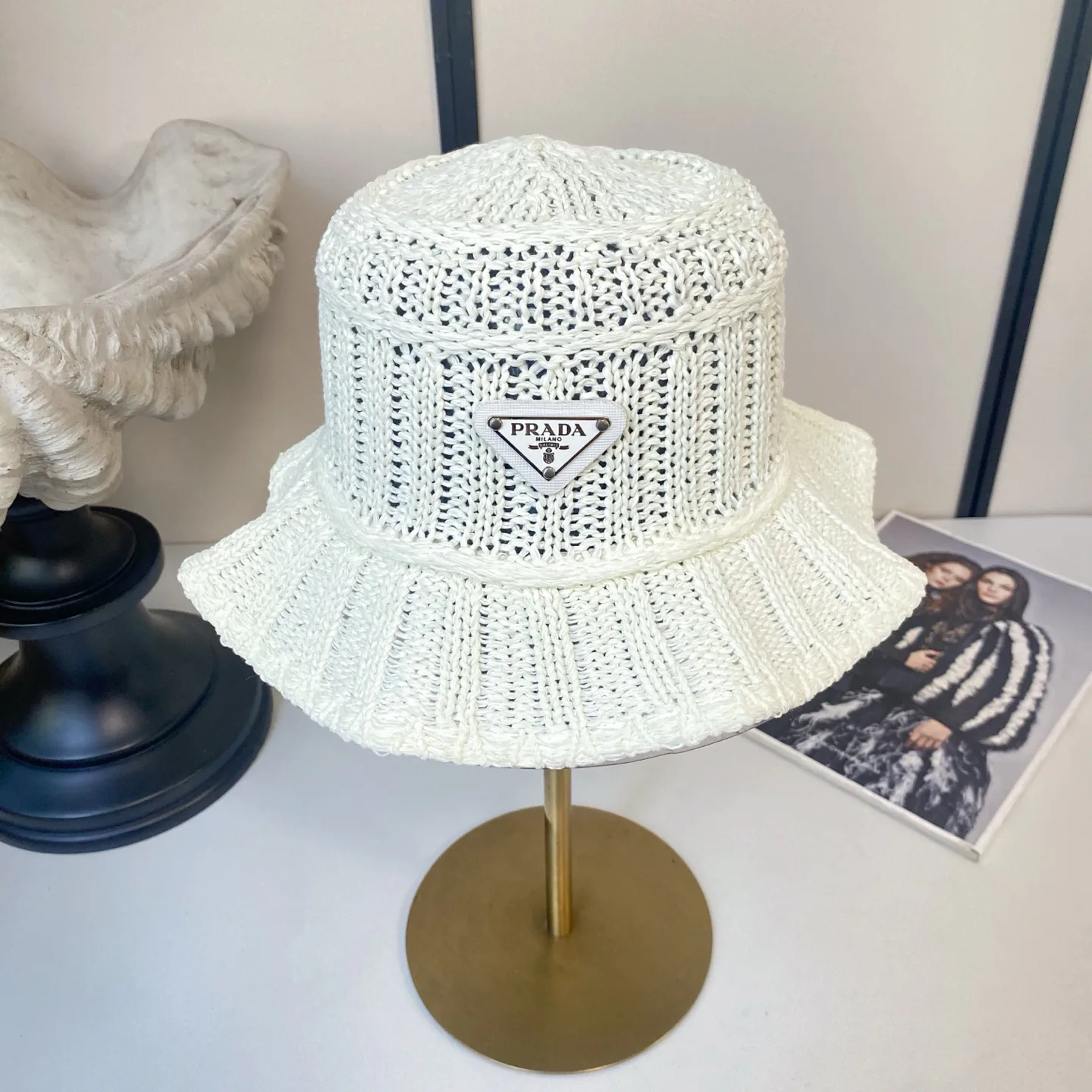 Головные Уборы Prada 13569615