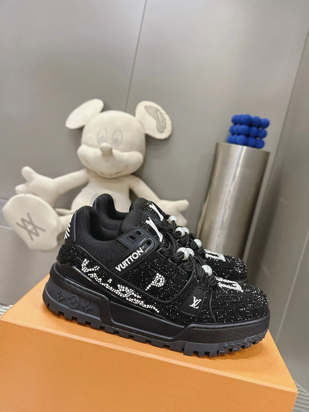 Туфли Женские Louis Vuitton 13074157