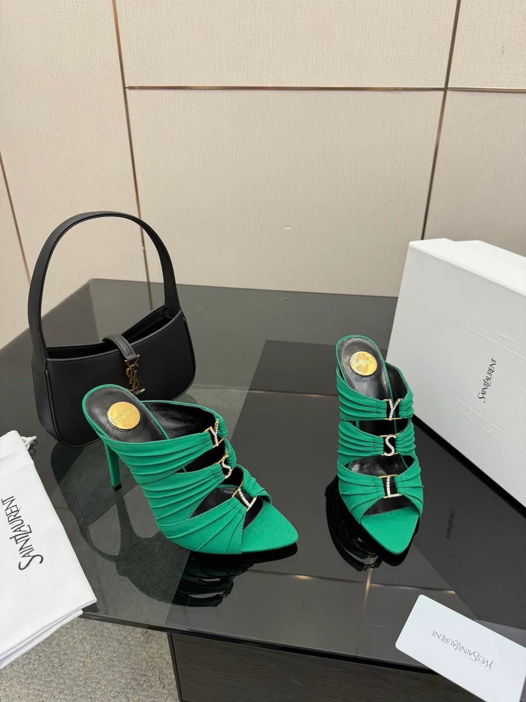 Сандалии Женские Saint Laurent 9317926