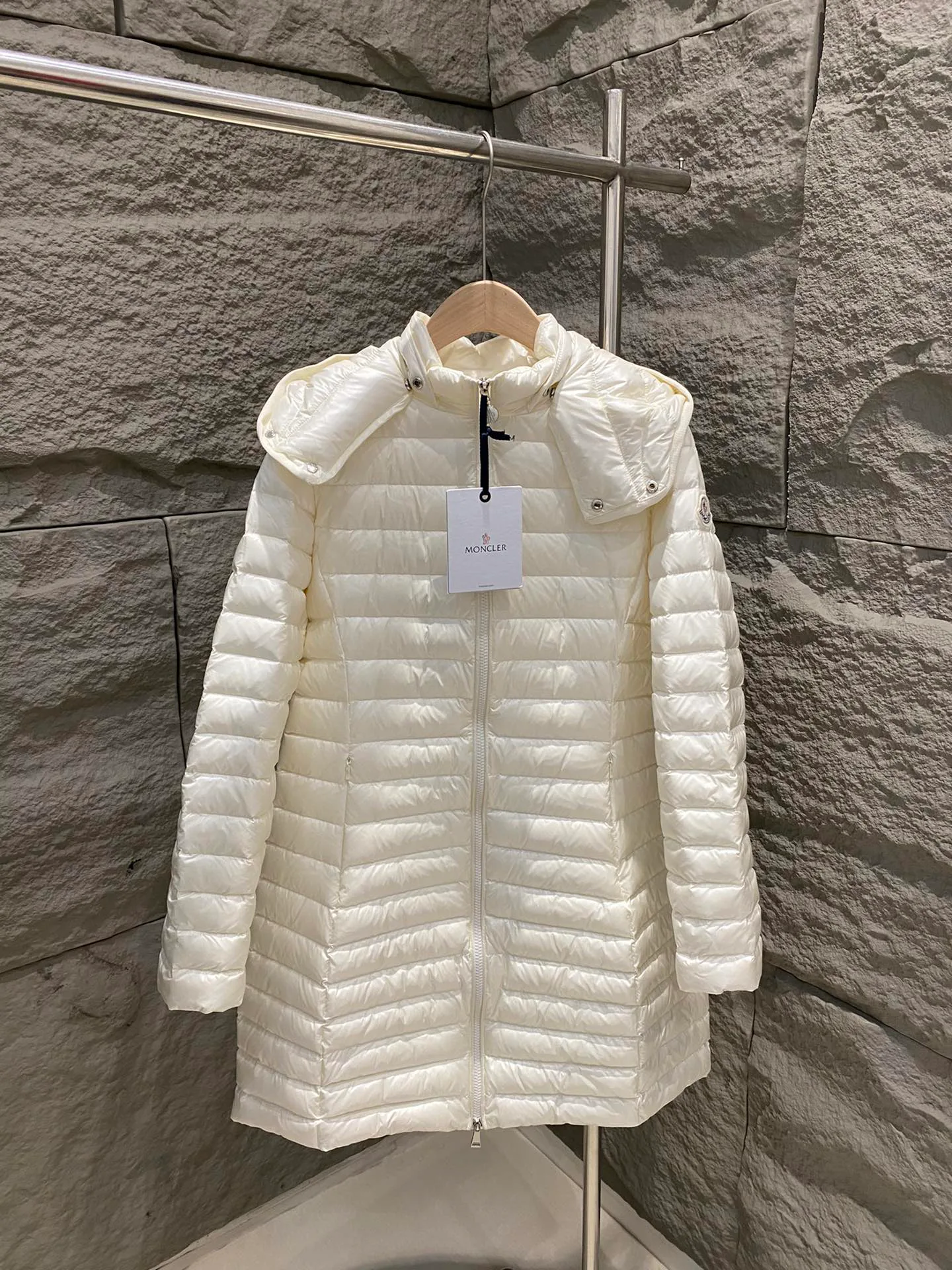 Куртки И Пуховики Женские Moncler 18016655