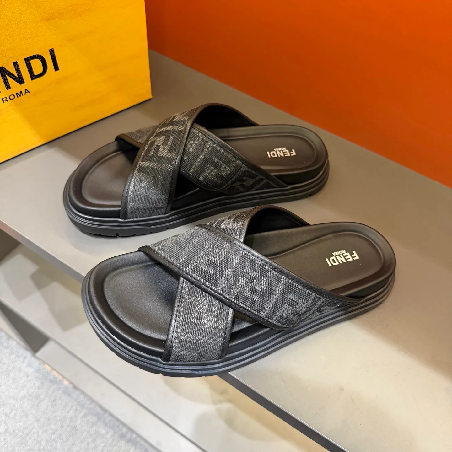 Сандалии Мужские Fendi 9737056