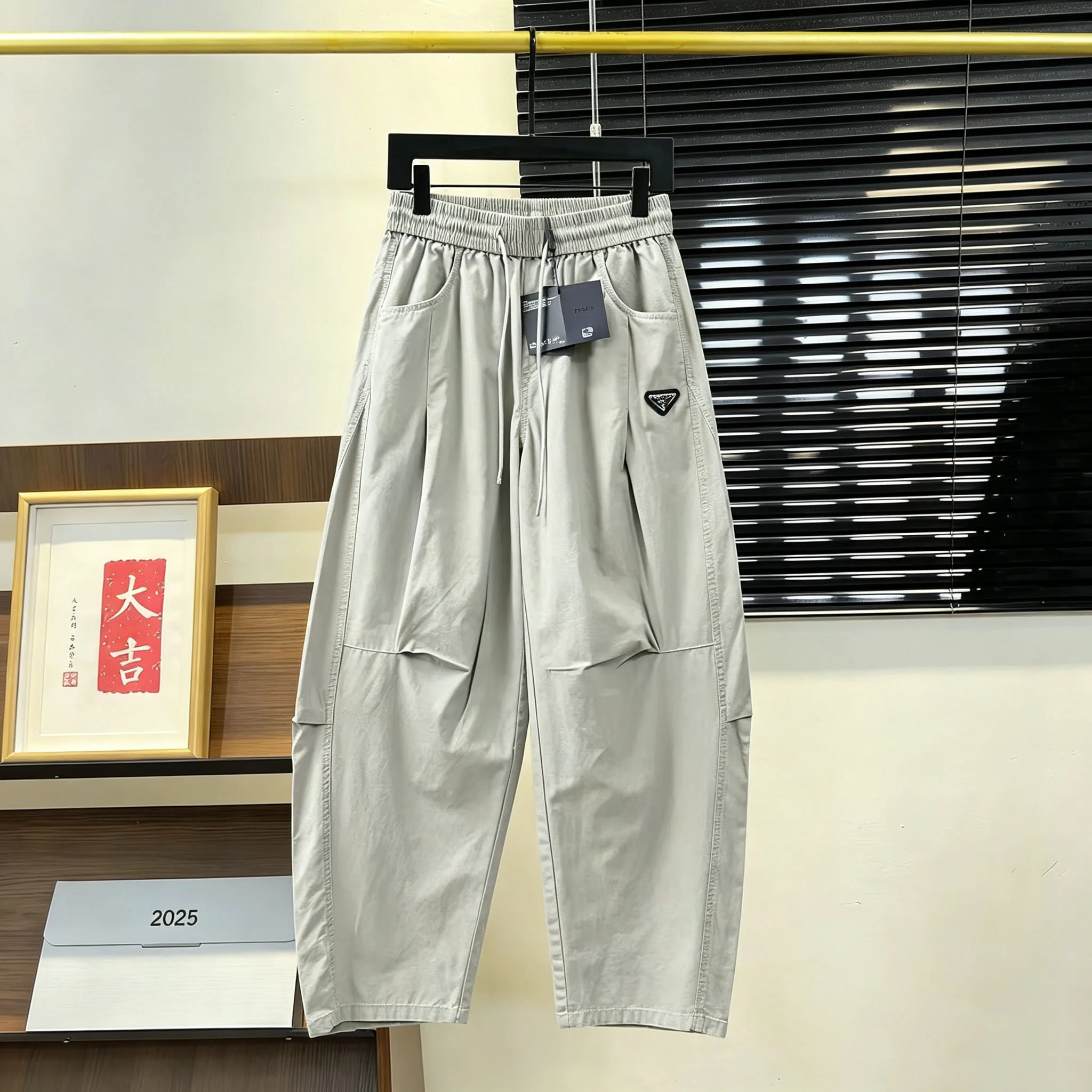 Брюки Мужские Prada 13474972