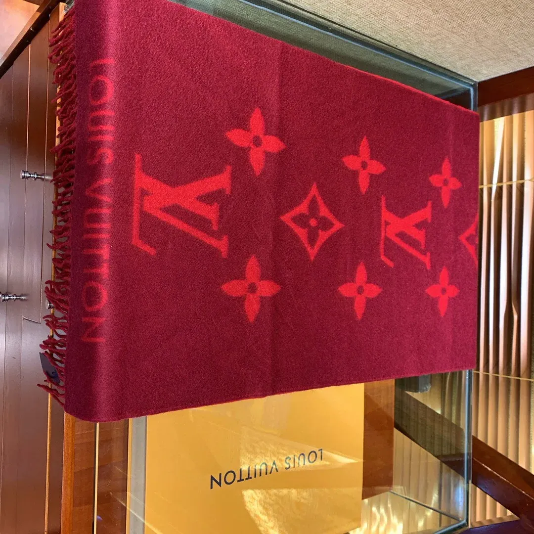 Шарфы Louis Vuitton 639933