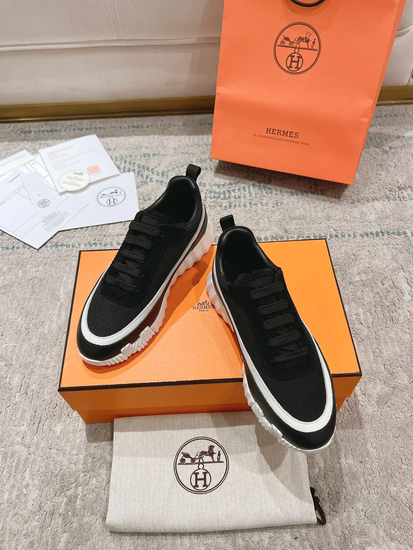 Кроссовки Женские Hermes 11738631