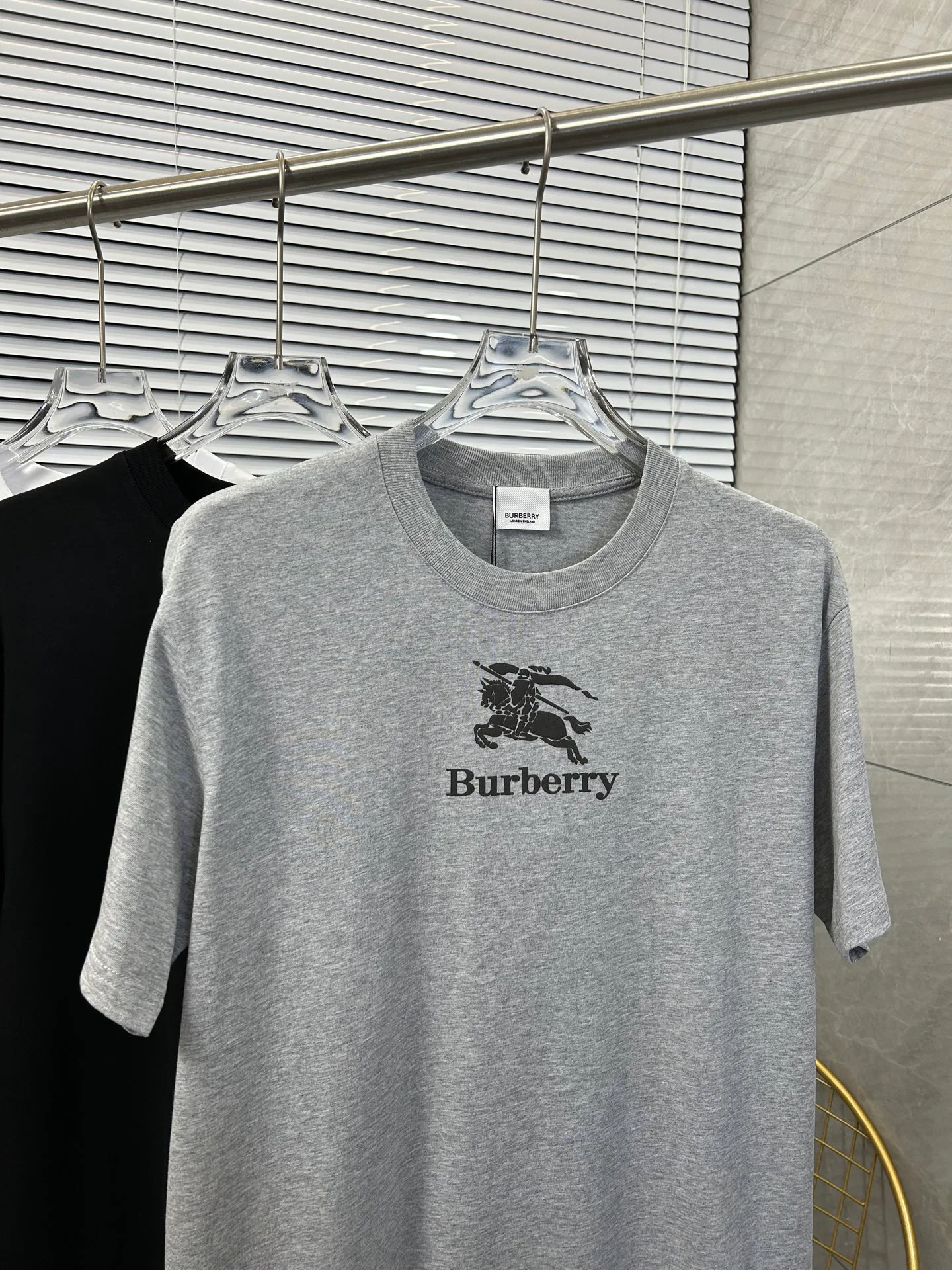 Футболки Женские Burberry 22197