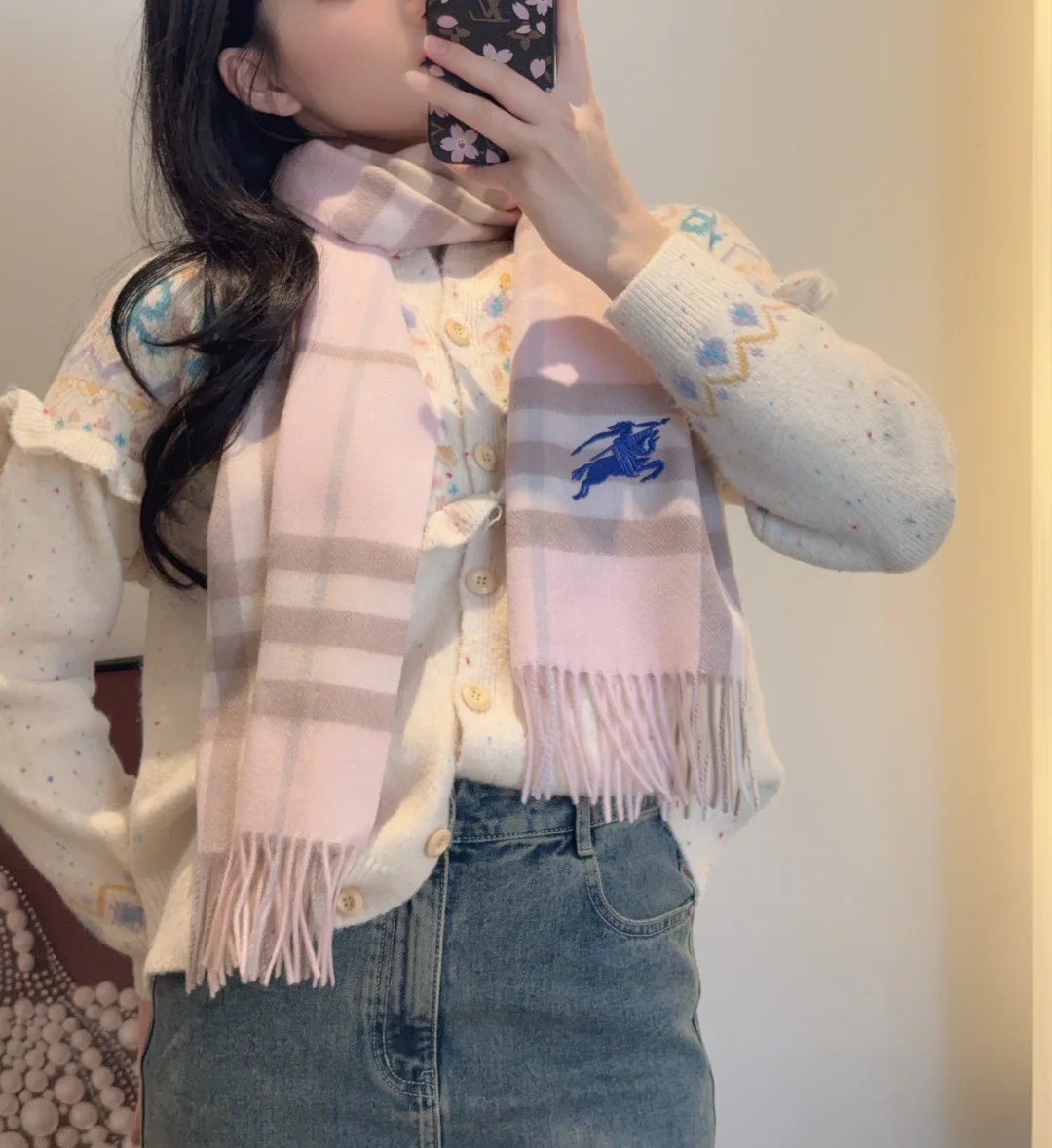 Шарфы Burberry 18449890