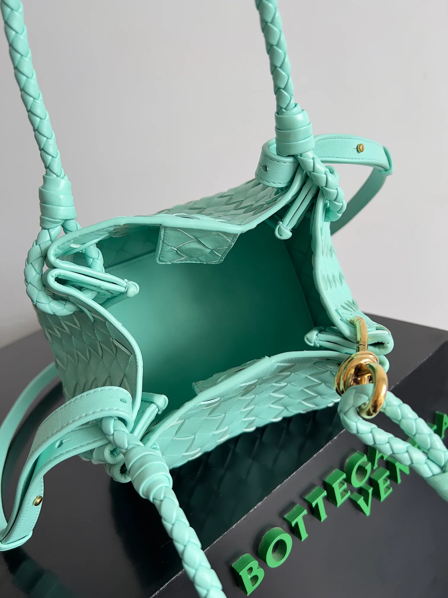 Сумки На Ремне Женские Bottega Veneta 419850