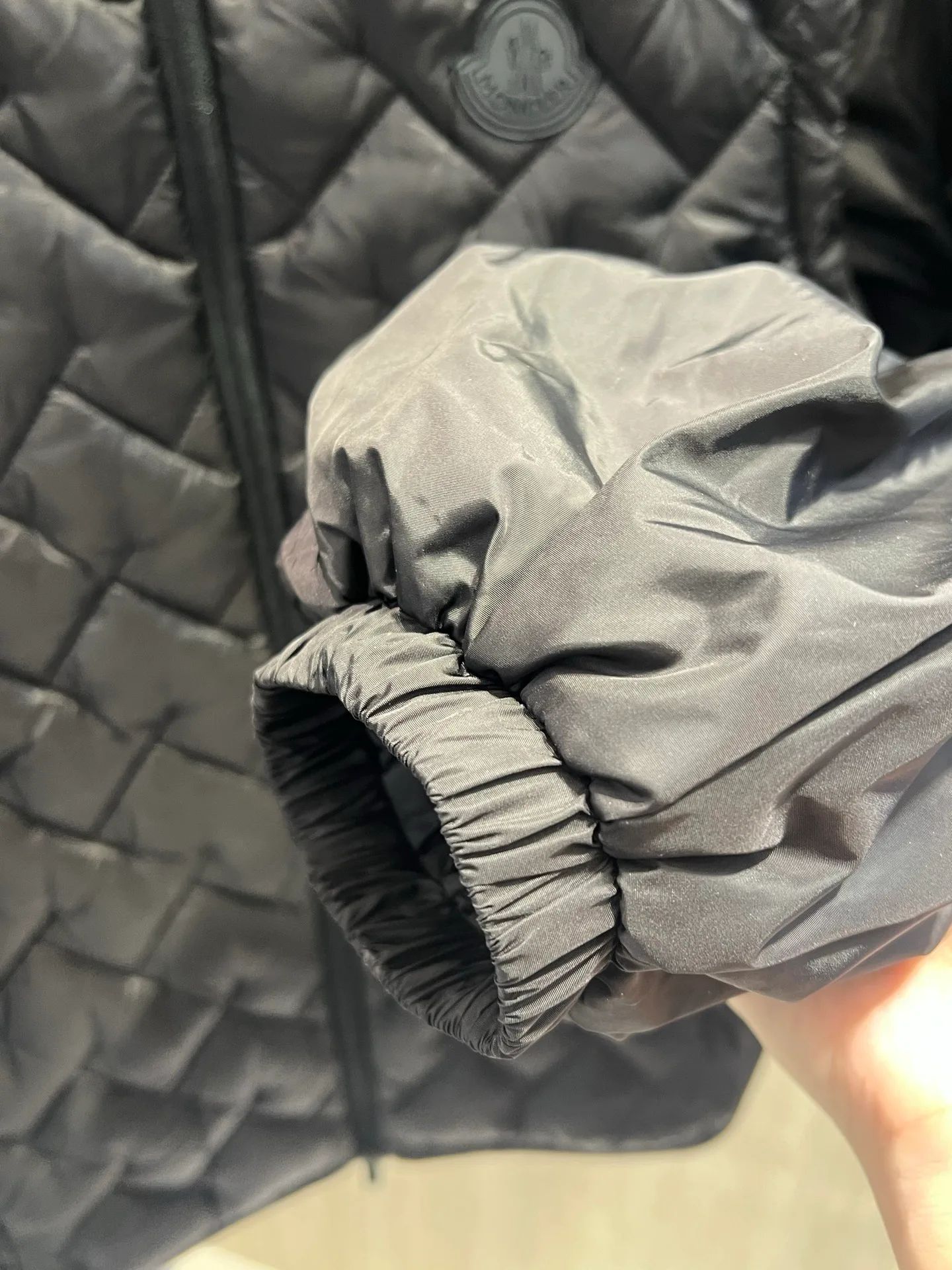 Куртки И Пуховики Мужские Moncler 18231209