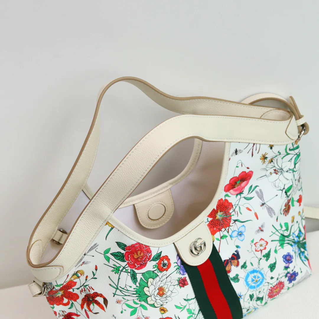 Классические Сумки Женские Gucci 17574154