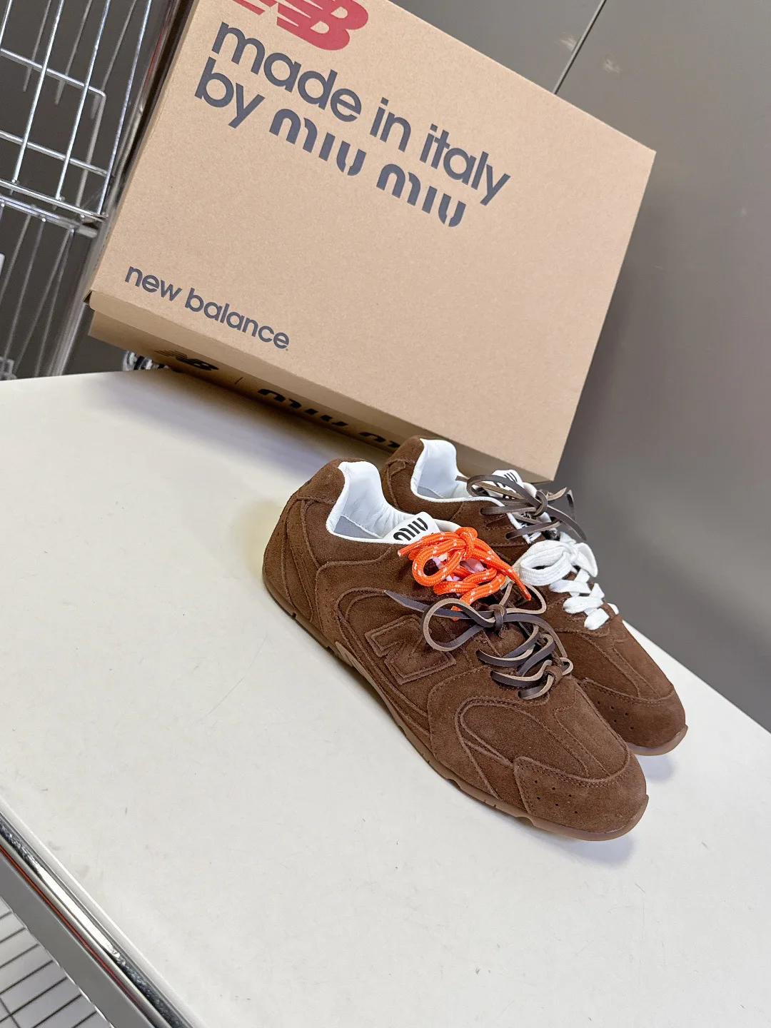 Кроссовки Женские Miu Miu 13454789