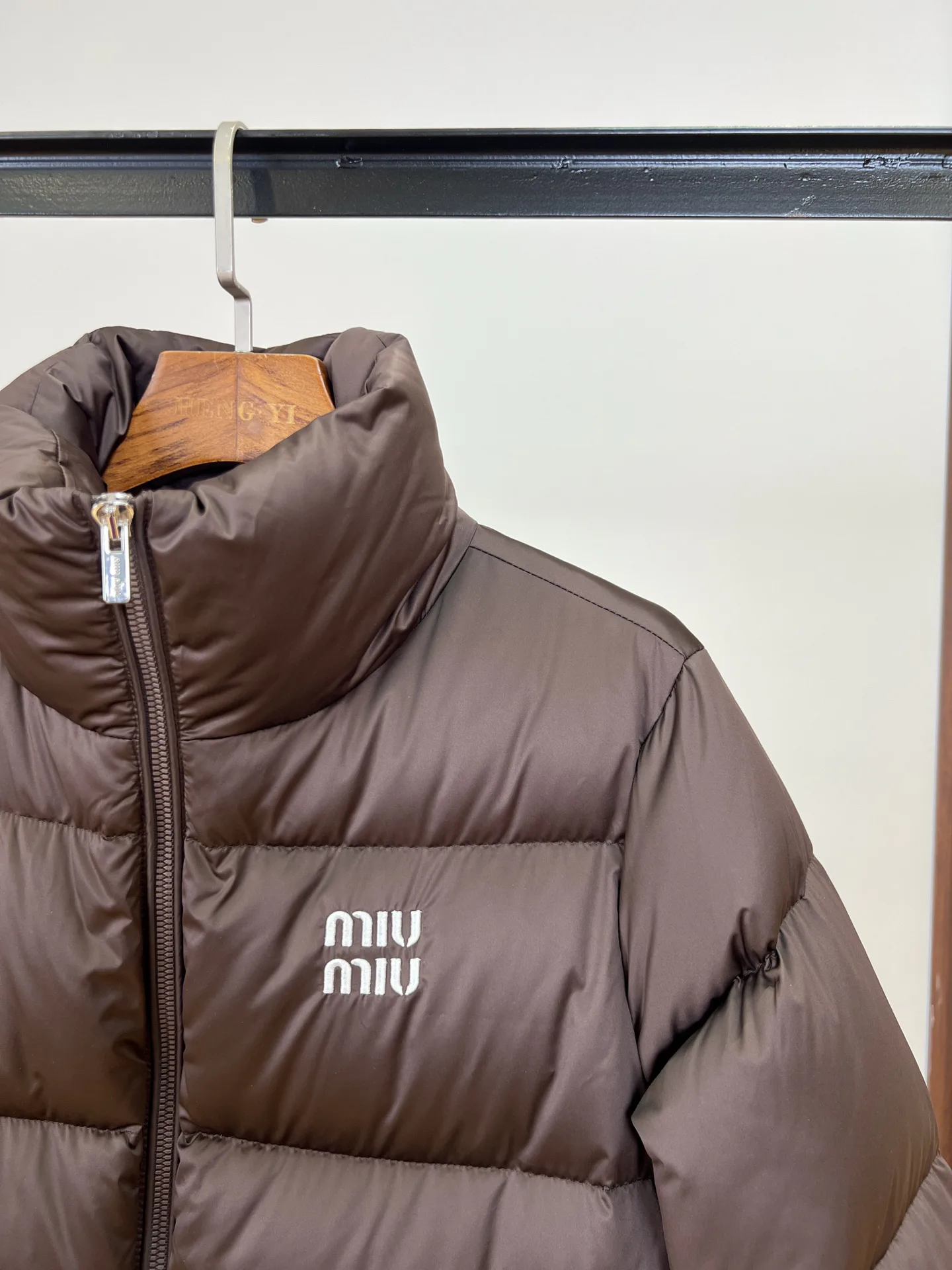 Куртки И Пуховики Женские Miu Miu 17964794