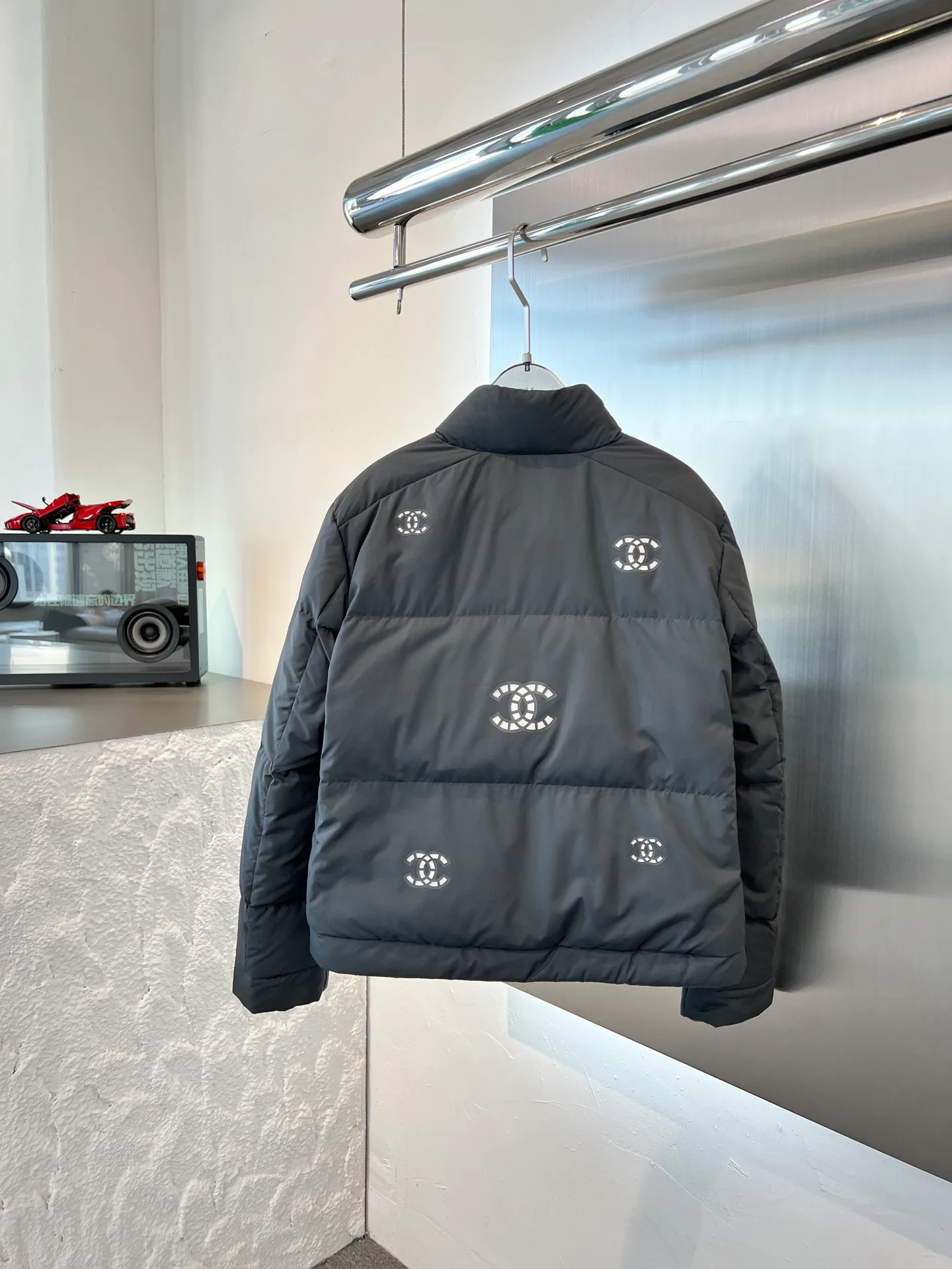 Куртки И Пуховики Мужские Chanel 1057322