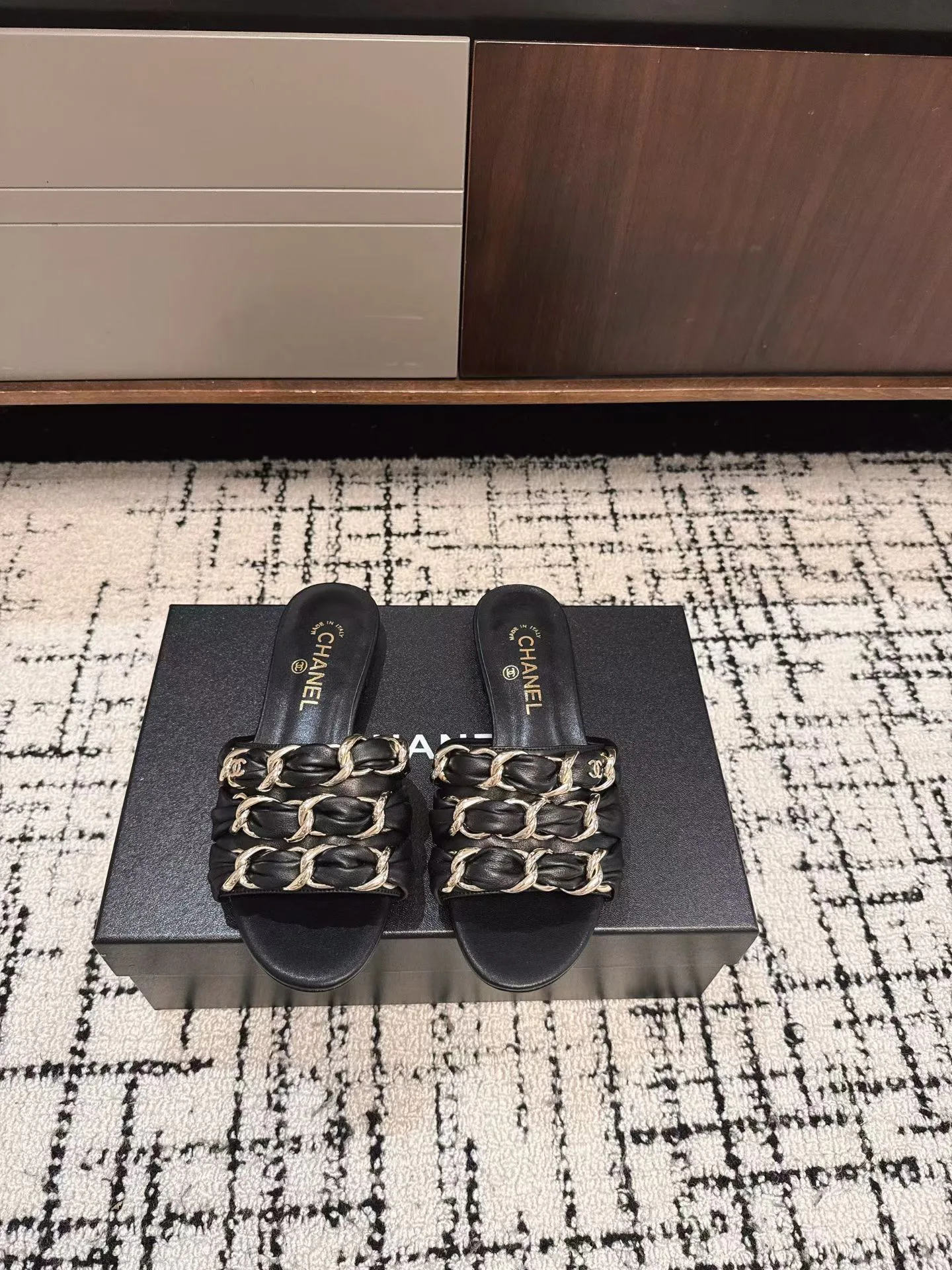 Шлепанцы Женские Chanel 735998