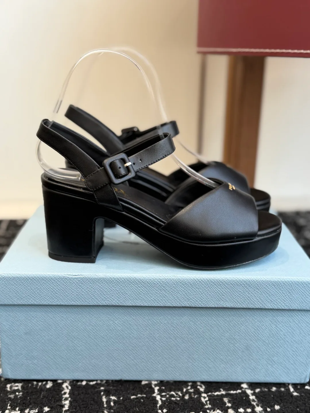 Босоножки Женские Prada 1262110