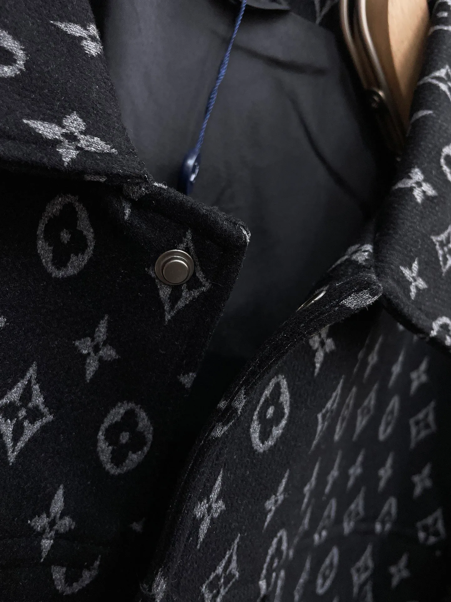 Куртки И Пуховики Мужские Louis Vuitton 18197242