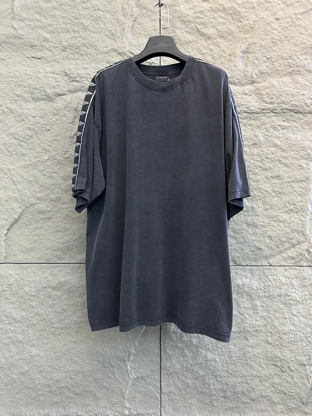 Футболки Женские Balenciaga 12310474