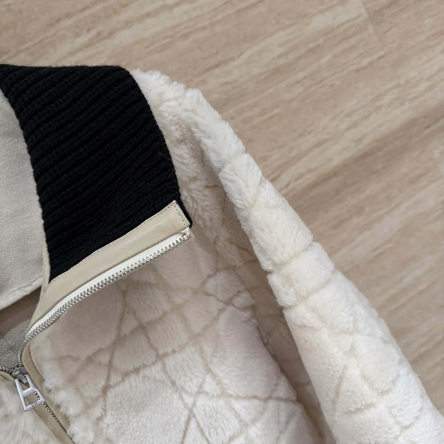 Куртки И Пуховики Женские Christian Dior 1200063