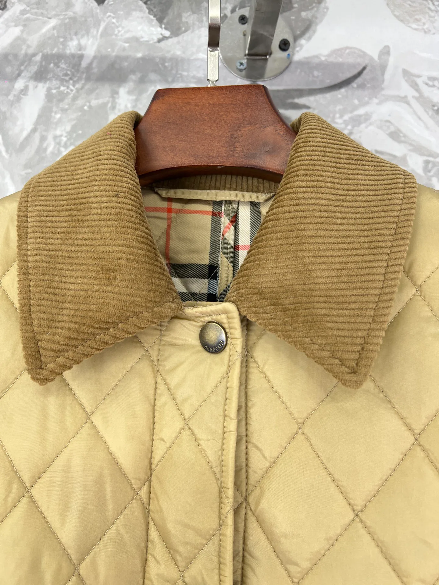 Куртки И Пуховики Женские Burberry 2260869