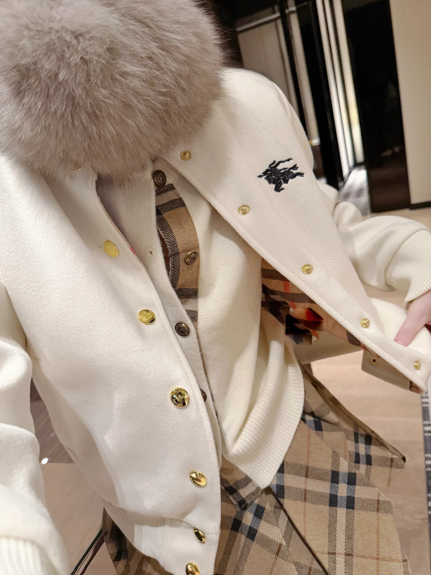 Куртки И Пуховики Женские Burberry 476426