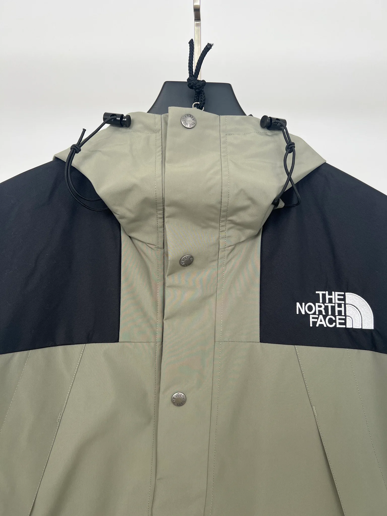 Куртки И Пуховики Женские The North Face 18416107