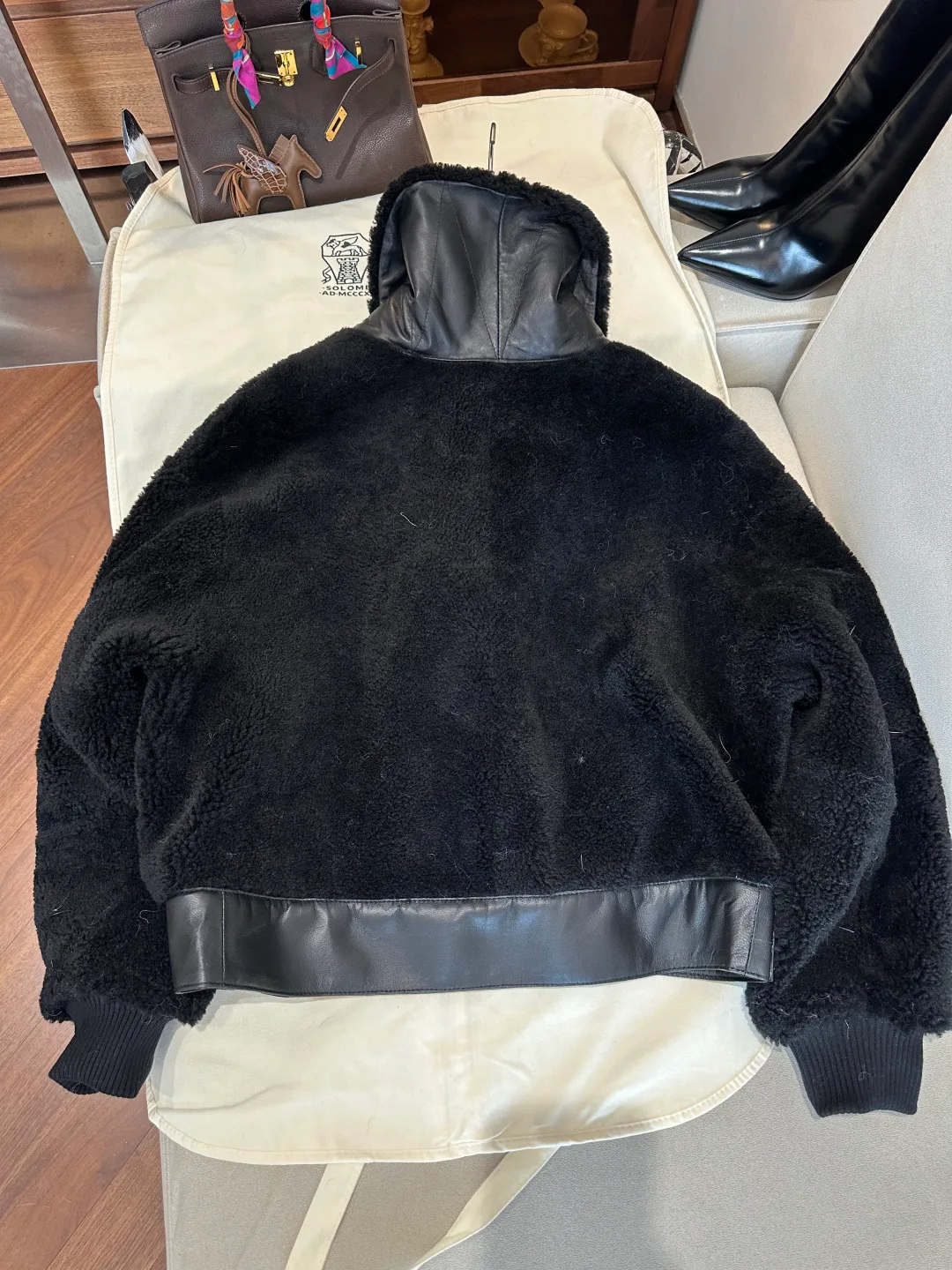 Кожаные Куртки И Дублёнки Женские Hermes 20098279
