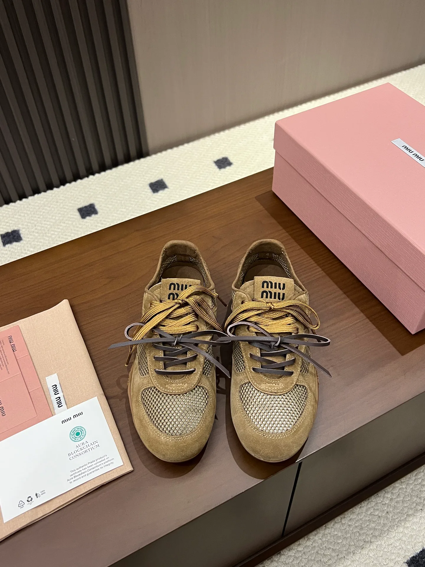 Кроссовки Женские Miu Miu 17968590