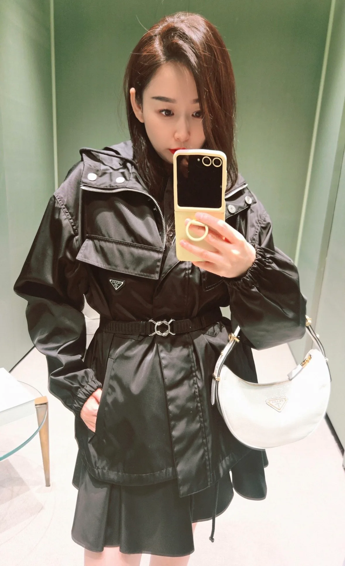 Куртки И Пуховики Женские Prada 18183587