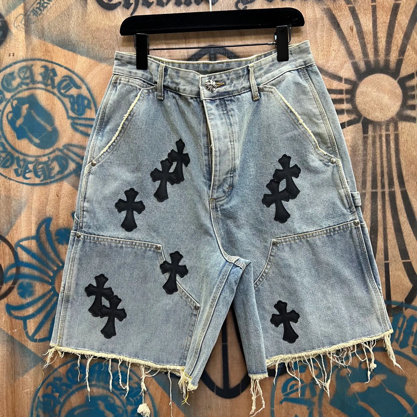 Шорты Женские Chrome Hearts 10941817