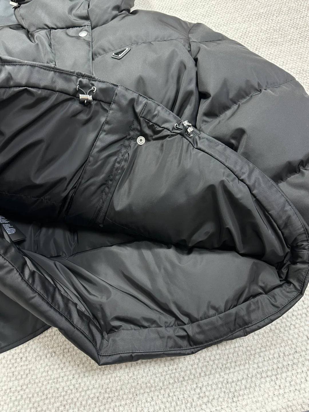 Куртки И Пуховики Женские Prada 18538731