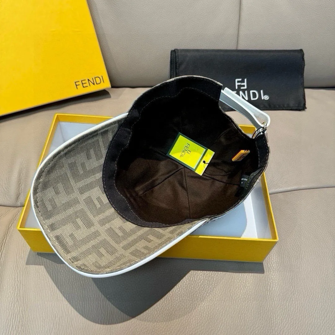 Головные Уборы Fendi 17515241