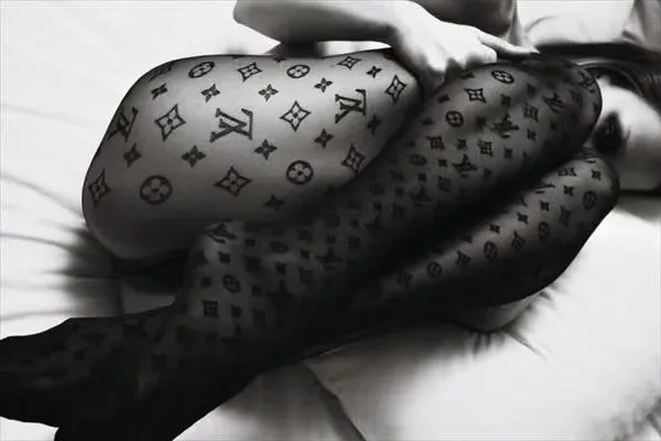 Шарфы Louis Vuitton Шарфы Louis Vuitton