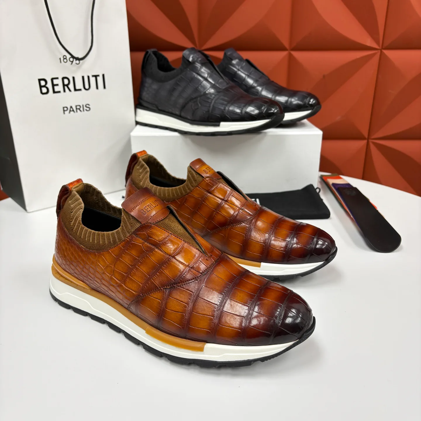 Кроссовки Мужские Berluti 18000793