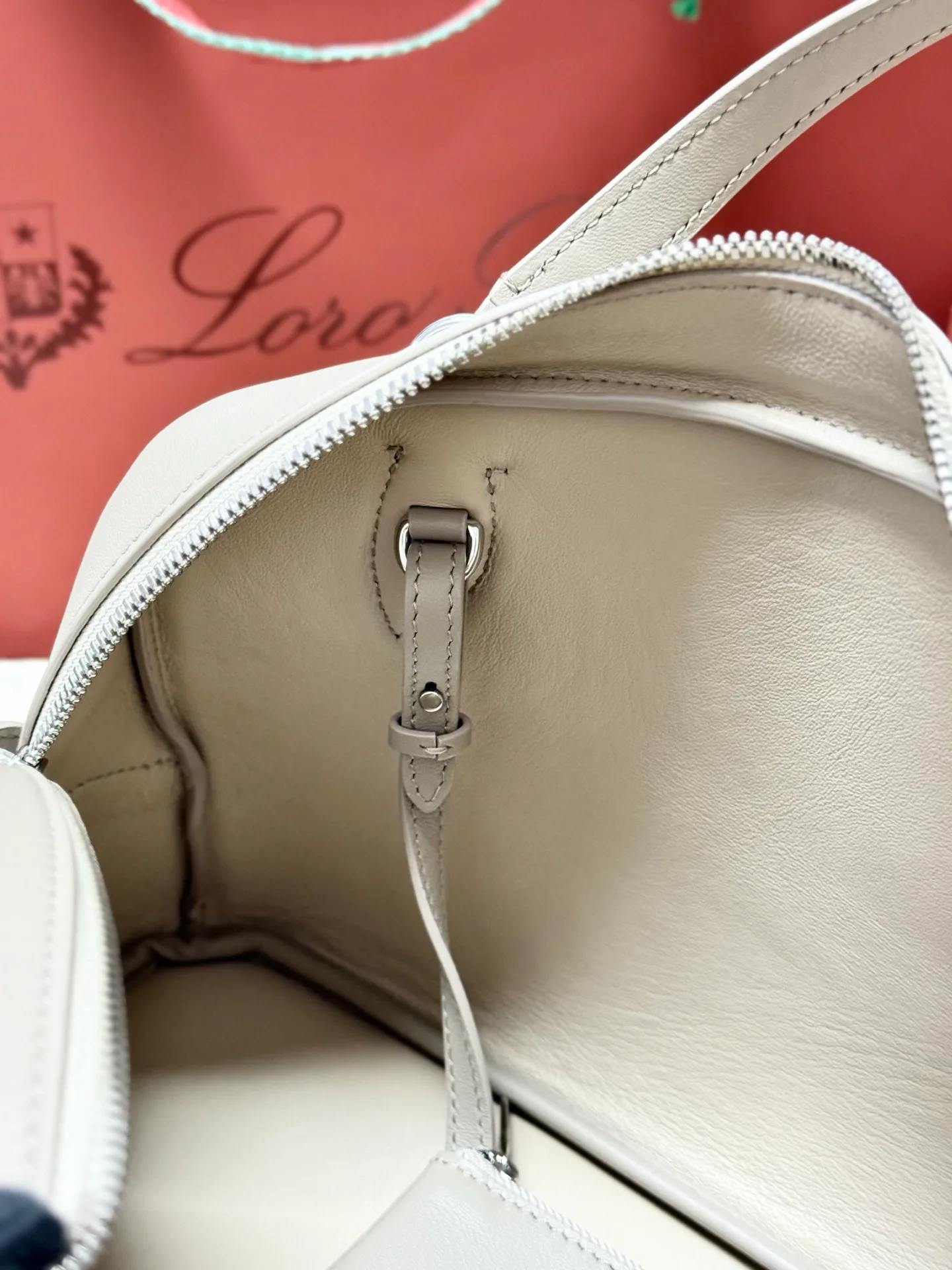 Классические Сумки Женские Loro Piana 11472680