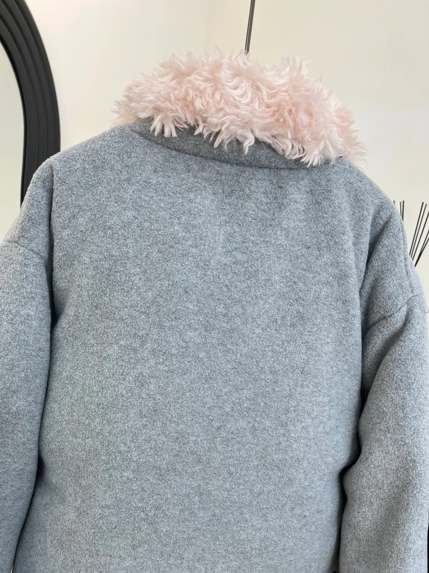 Куртки И Пуховики Женские Miu Miu 512513